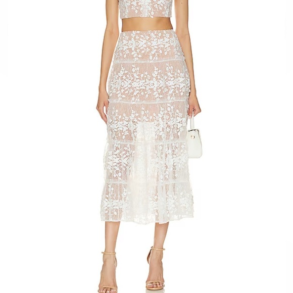 Bronx and Banco Dresses & Skirts - Bronx and Banco Megan skirt White Floral Lace midi bridal Revolve Sz M